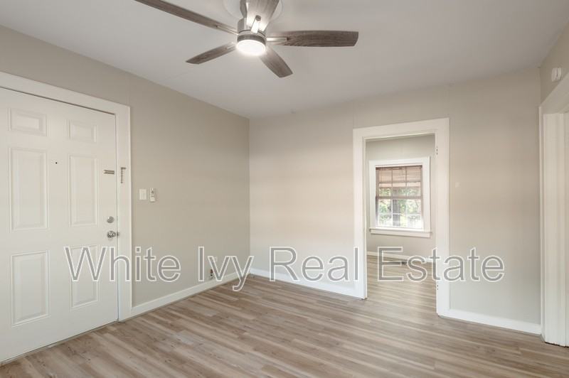 811 Sam Houston Ave #A - Photo 7 of 21