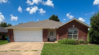 2400 Sw 15th St - Photo 1 of 1