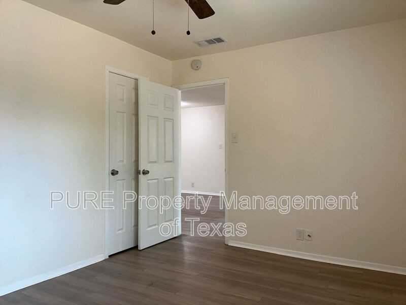 418 Parkhill Cv #418 - Photo 6 of 17