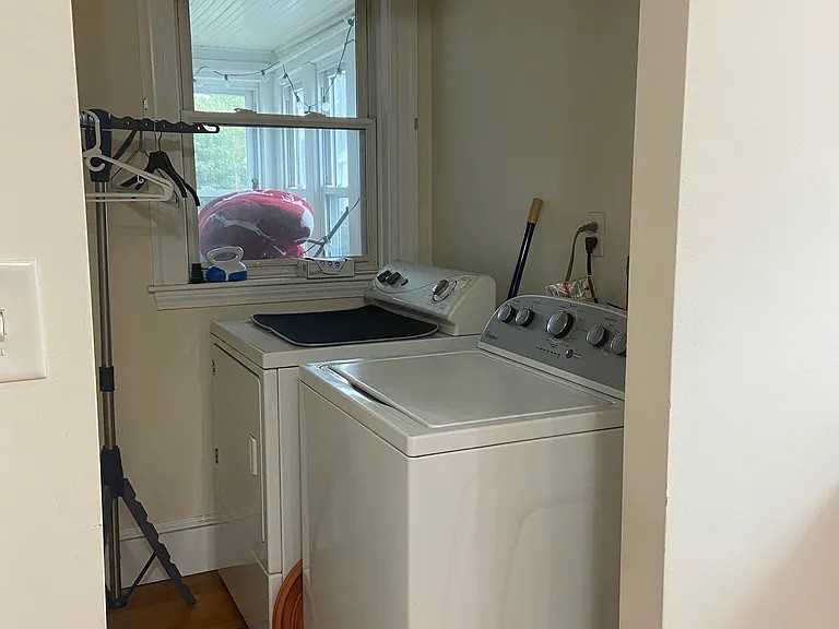 16 Faneuil Rd - Photo 3 of 14