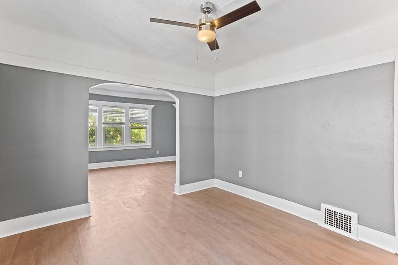 2045 Clements St - Photo 7 of 15