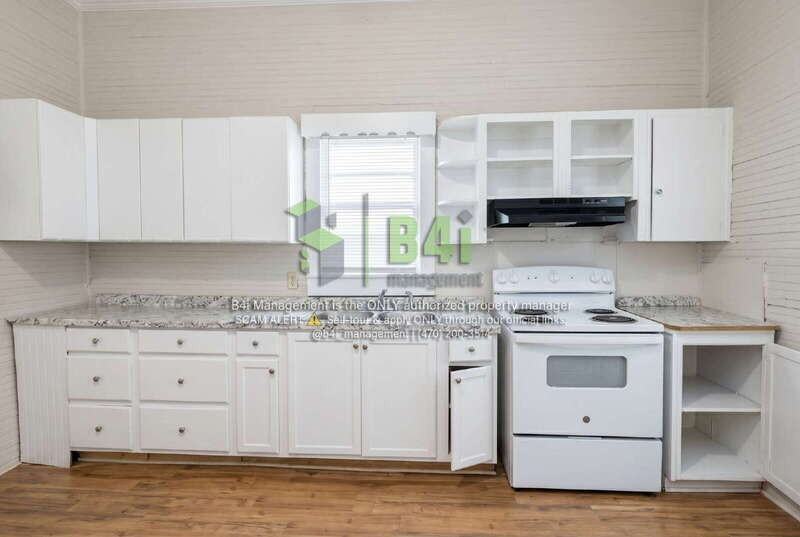 108 Gilman St Se - Photo 4 of 14