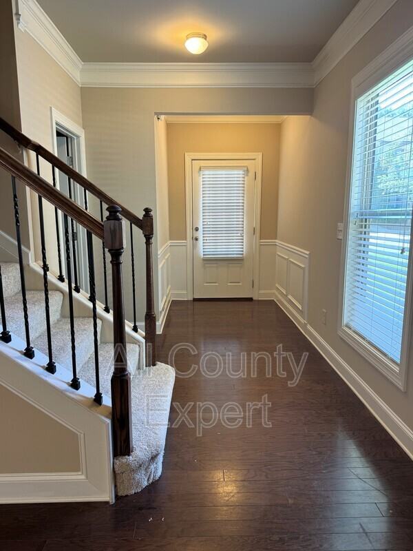 1065 Township Cir - Photo 4 of 30
