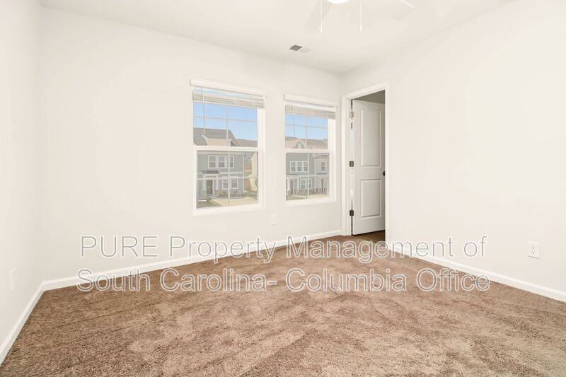 1052 Astoria Dr - Photo 7 of 17
