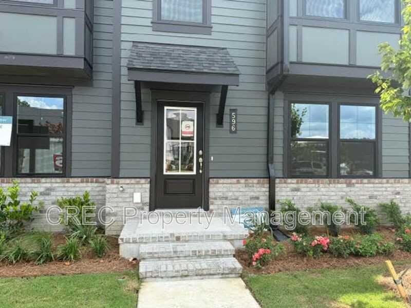596 Scholar Way - Photo 2 of 31