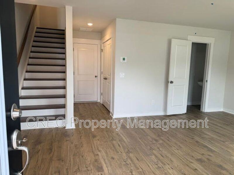 596 Scholar Way - Photo 3 of 31