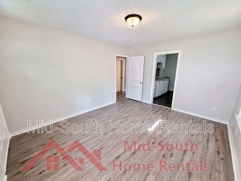 2622 Whitman Ave - Photo 5 of 16