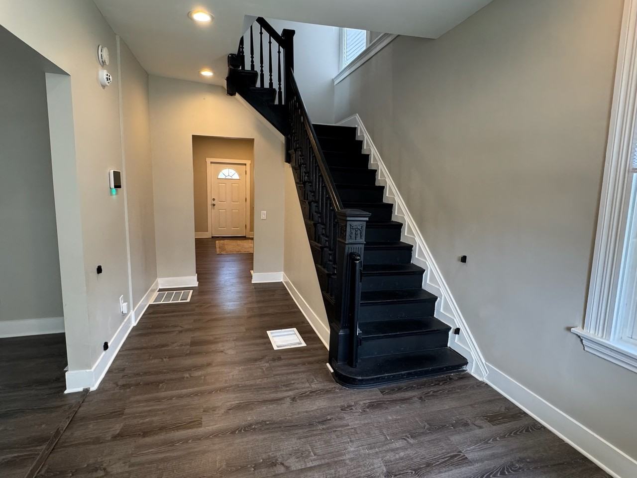 5029 Norwood Avenue Linden Ave - Photo 7 of 41