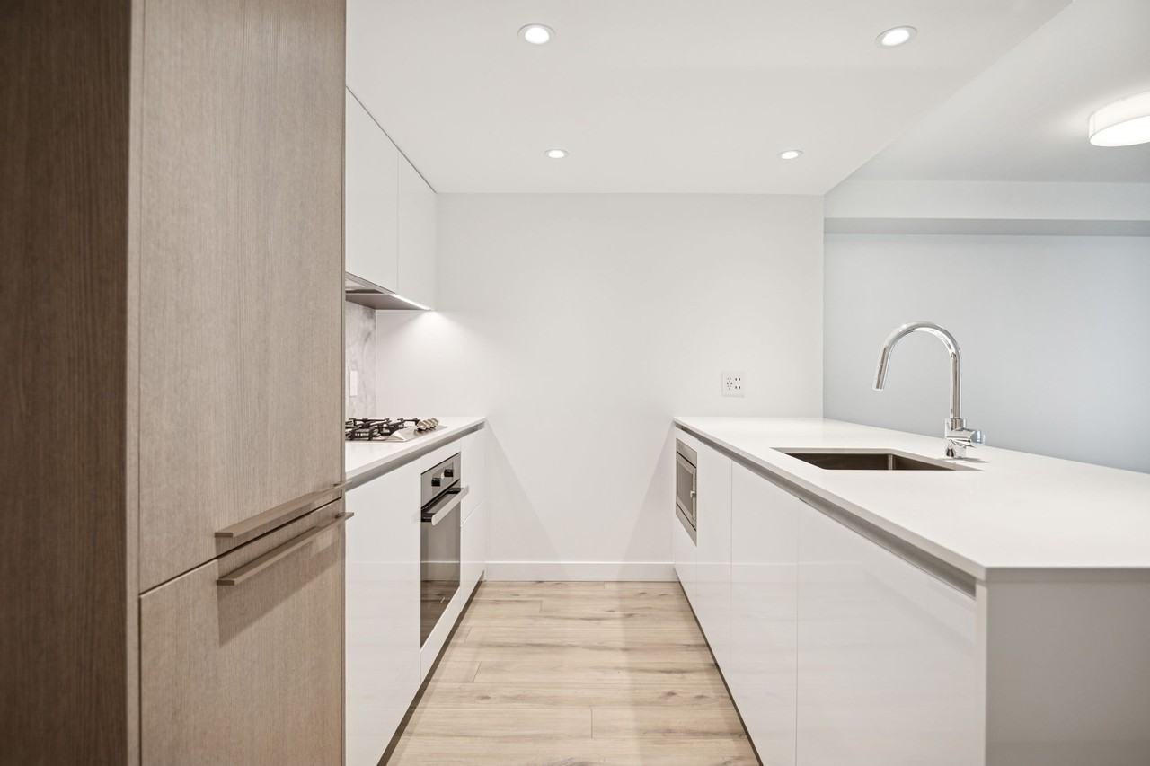 1107 Richards Street - Photo 5