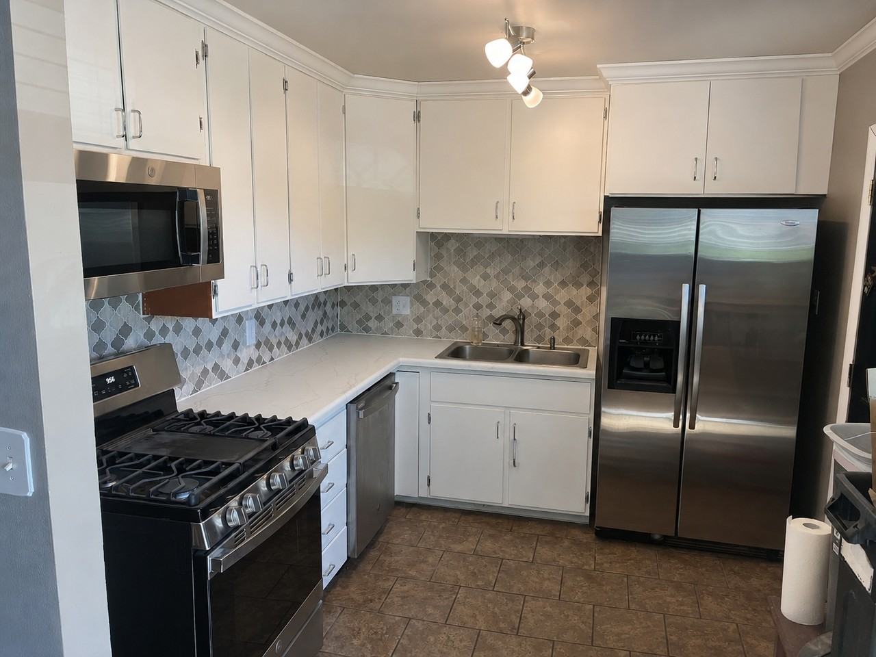 1307 Townley Dr - Photo 2 of 4