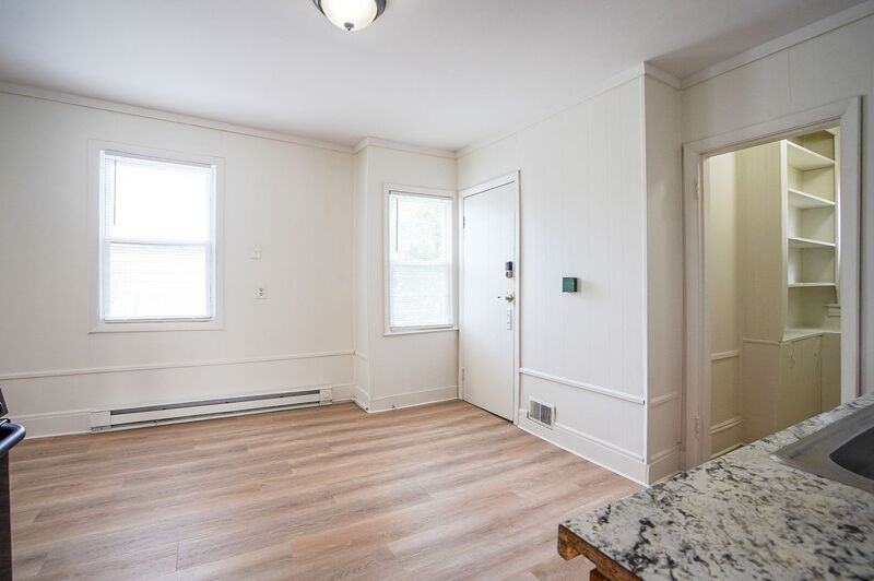 11 Newman St #3 - Photo 5 of 17