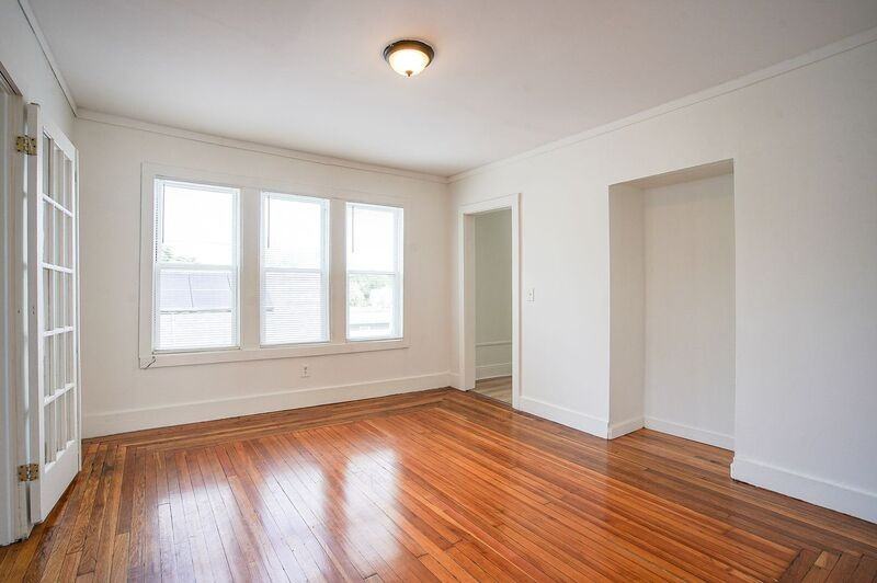 11 Newman St #3 - Photo 7 of 17