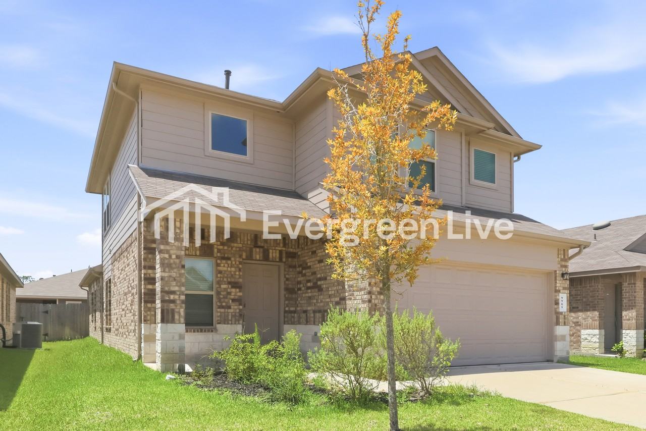 9909 Glenbrook Ln - Photo 2 of 15