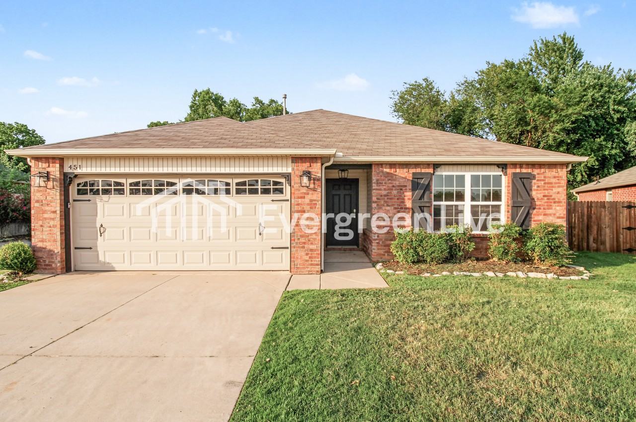 451 Ne 19th Pl