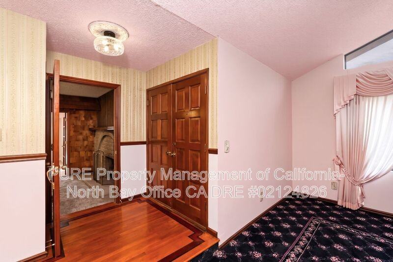 1639 Calavaras Dr - Photo 3 of 33