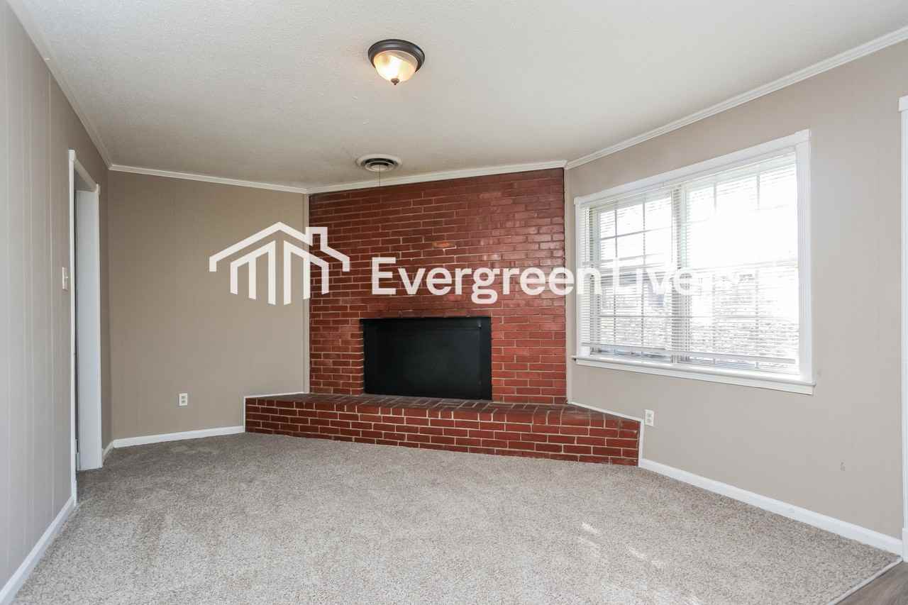 4265 Hillgate Cv - Photo 5 of 15