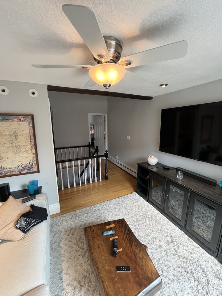 2 Lyndeboro Pl - Photo 6 of 36