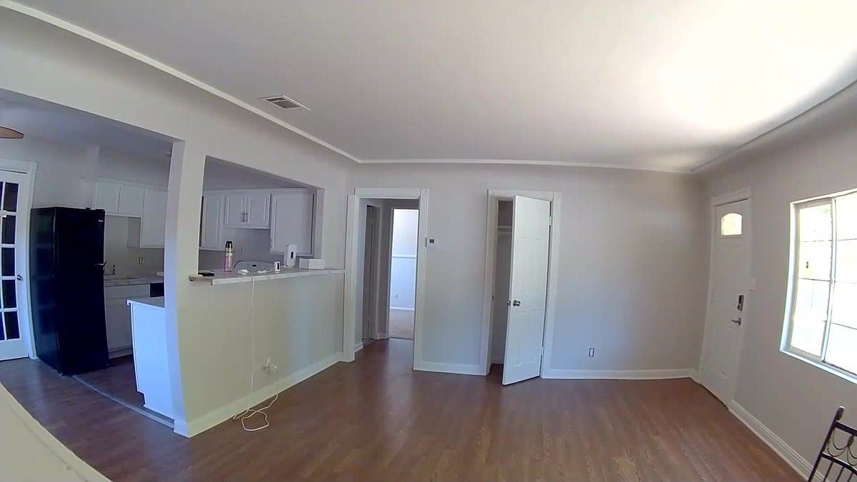 660 N 10th St - Photo 3 of 5