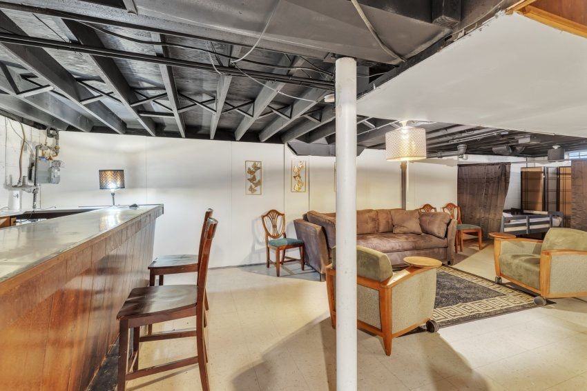 4941 Julius Blvd - Photo 5 of 17