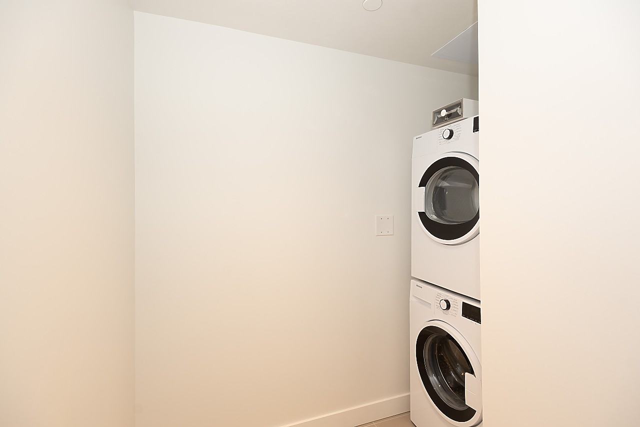 1107 Richards Street - Photo 13