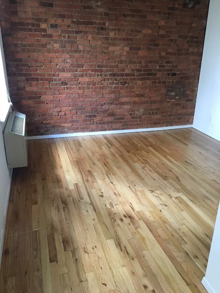 1122 3rd Ave - Photo 5 of 6