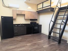featured image of 511 N Cherry St