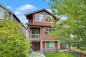 featured image of 3204 Sw Holly St
