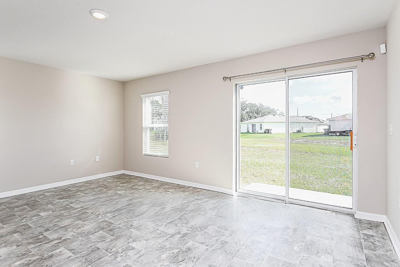 1162 Hudson Harbor Ln - Photo 6 of 14