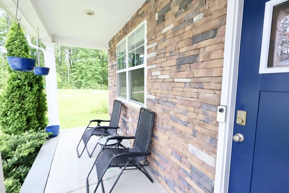 5918 Brailen Dr - Photo 3 of 10