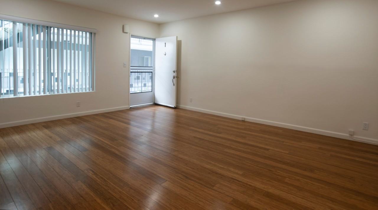 117 - Martel Apartments - Photo 2 of 12