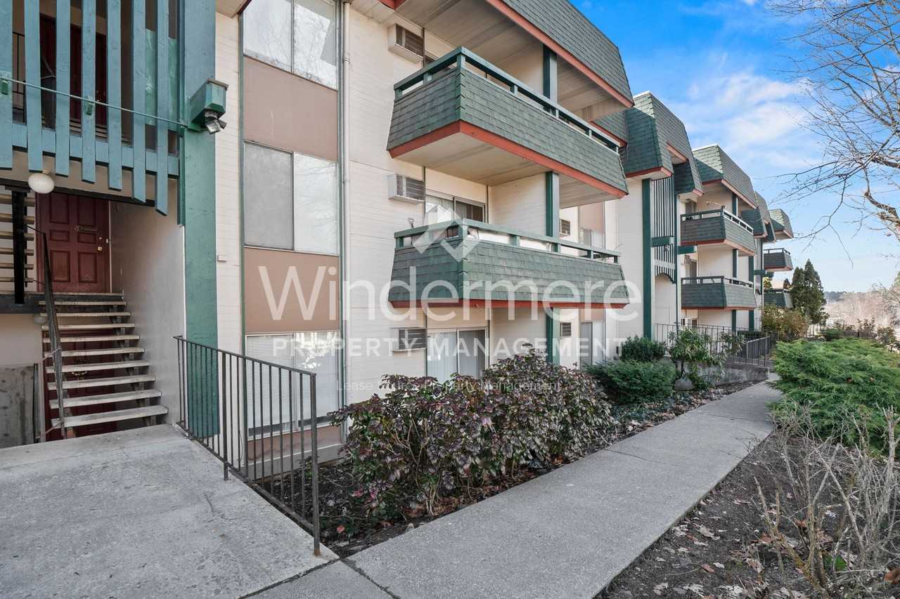 1611 W. 6th Ave - Photo 5 of 14