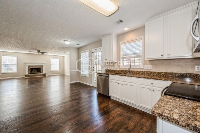 3177 Watson Meadow Ln - Photo 5 of 19