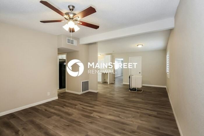 4334 Cloverdale Ave - Photo 5 of 15