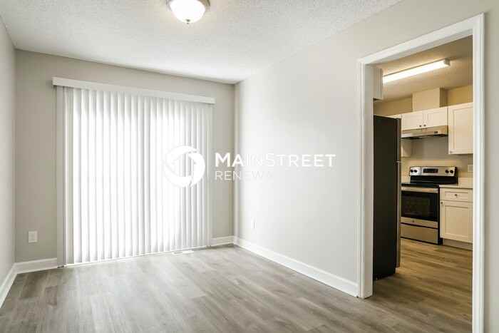 1506 E Lenoir St - Photo 5 of 16