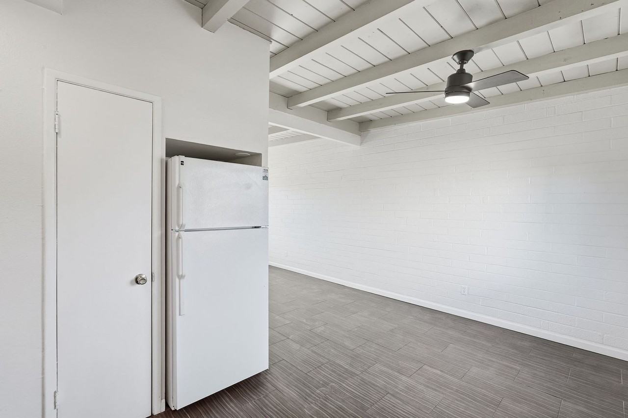 610 E Drachman St ##612 - Photo 5 of 15
