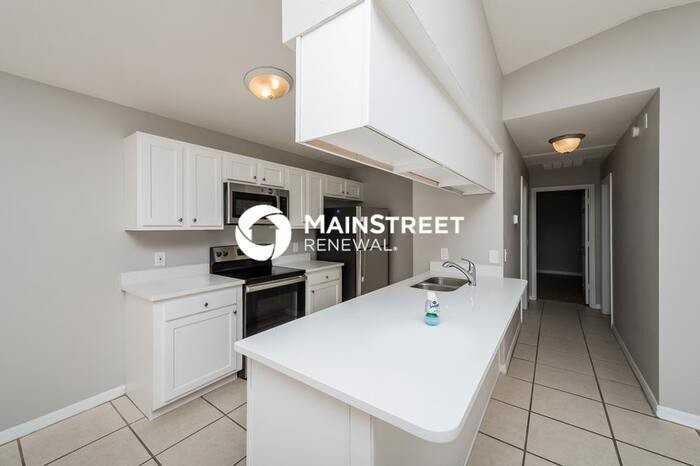 828 Trina Ln - Photo 6 of 16