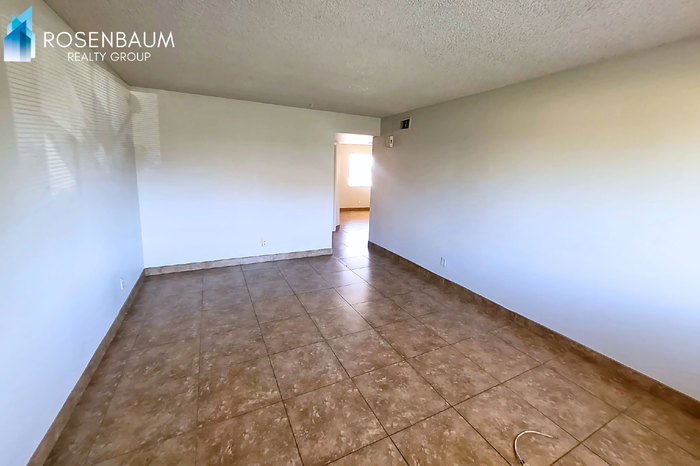 1746 E 6th Ave #1746 - Photo 3 of 5