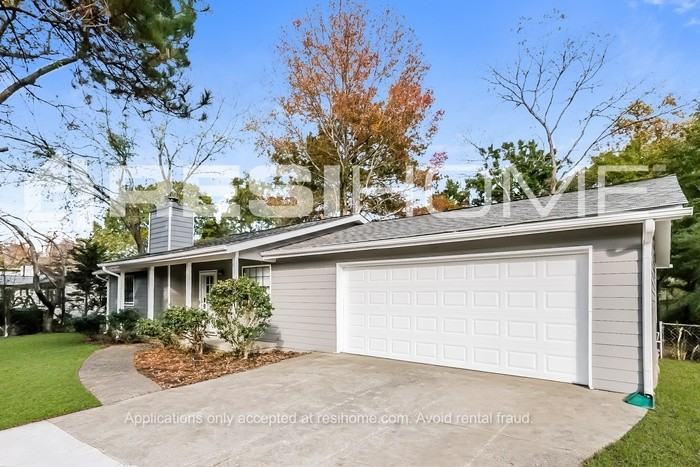 1671 Almand Creek Dr Sw - Photo 2 of 15