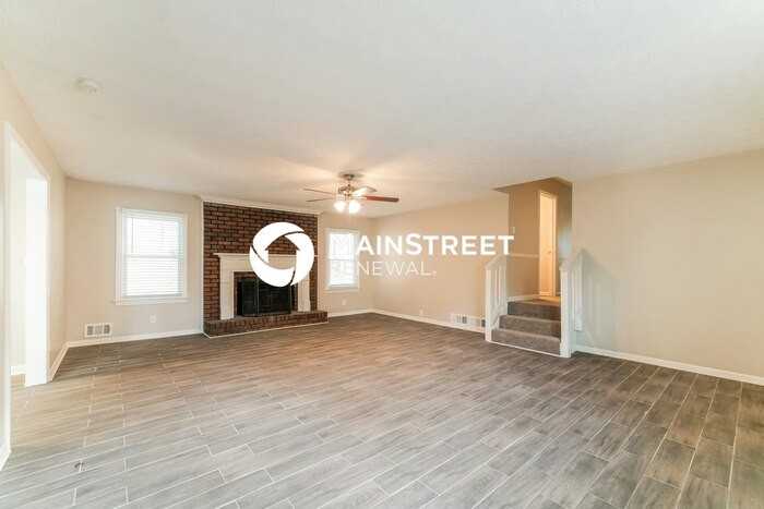 723 Osco Pkwy - Photo 3 of 17