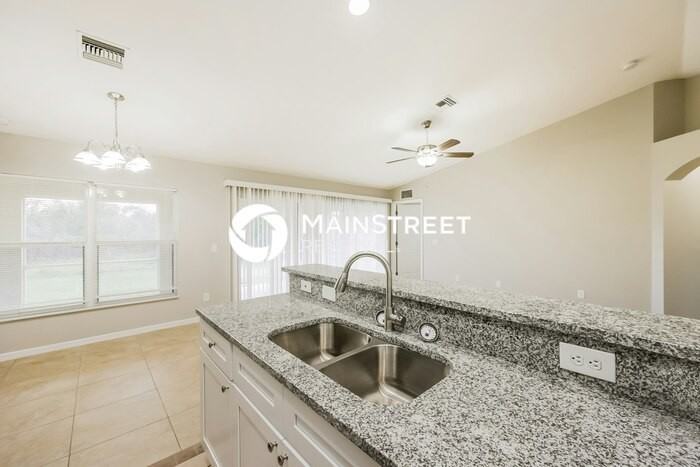 2519 75th St W - Photo 6 of 16