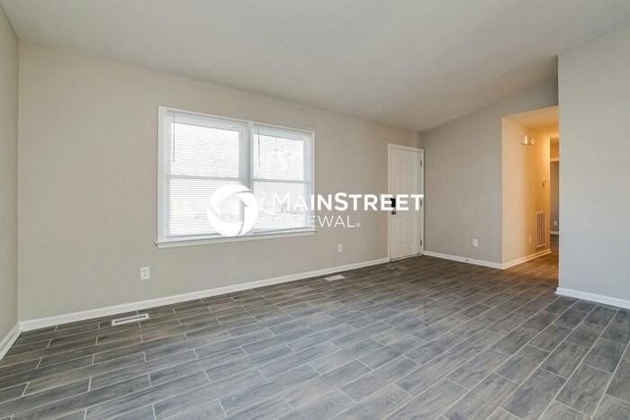 1120 Ujamaa Dr - Photo 4 of 16