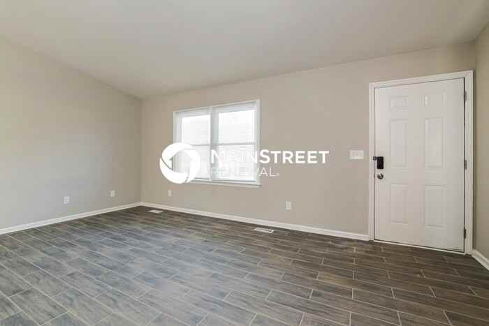 1120 Ujamaa Dr - Photo 5 of 16
