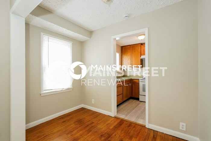 4568 Young Ave - Photo 7 of 16