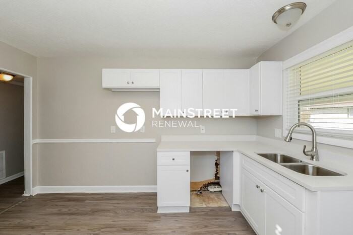 10725 Thrasher Rd - Photo 6 of 17
