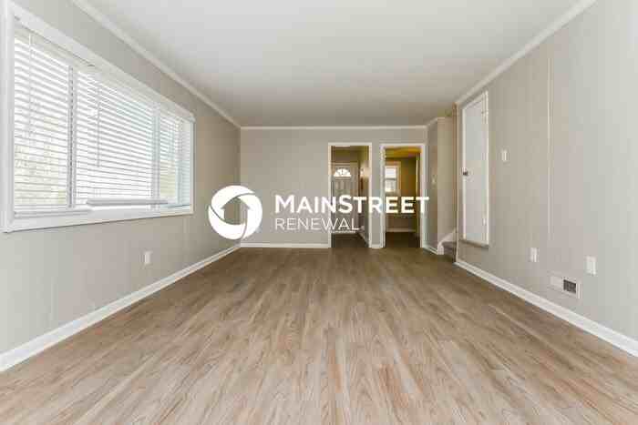 10725 Thrasher Rd - Photo 7 of 17