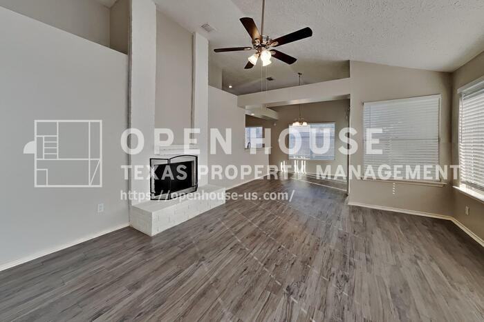 11910 Westwold Dr - Photo 4 of 20