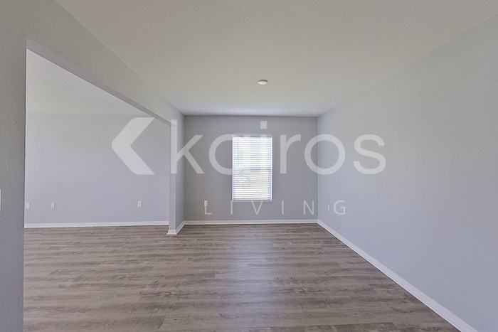 1010 Kaye St E - Photo 2 of 21