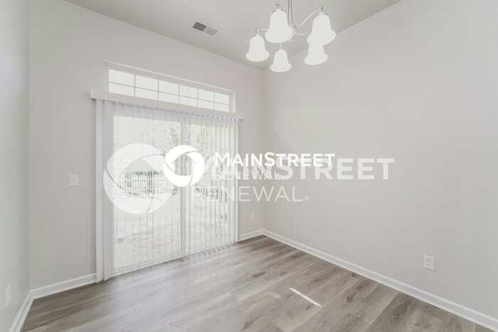 6212 Underwood Ave - Photo 7 of 17
