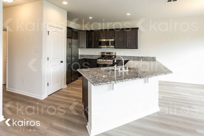 23248 Cinder Dr - Photo 6 of 17