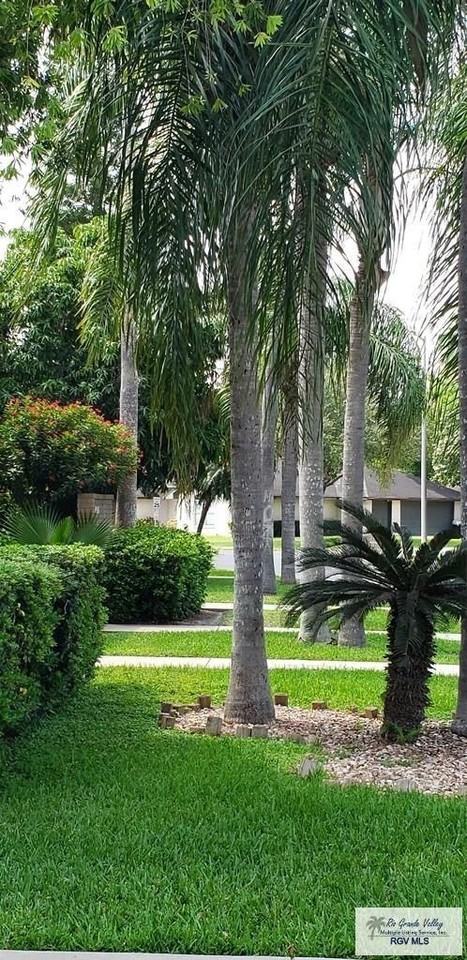 5401 Palm Valley Dr N - Photo 3 of 21